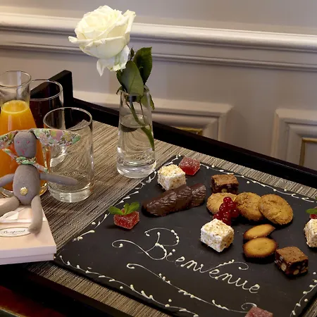 Lancaster Champs-elysées 5* Parigi