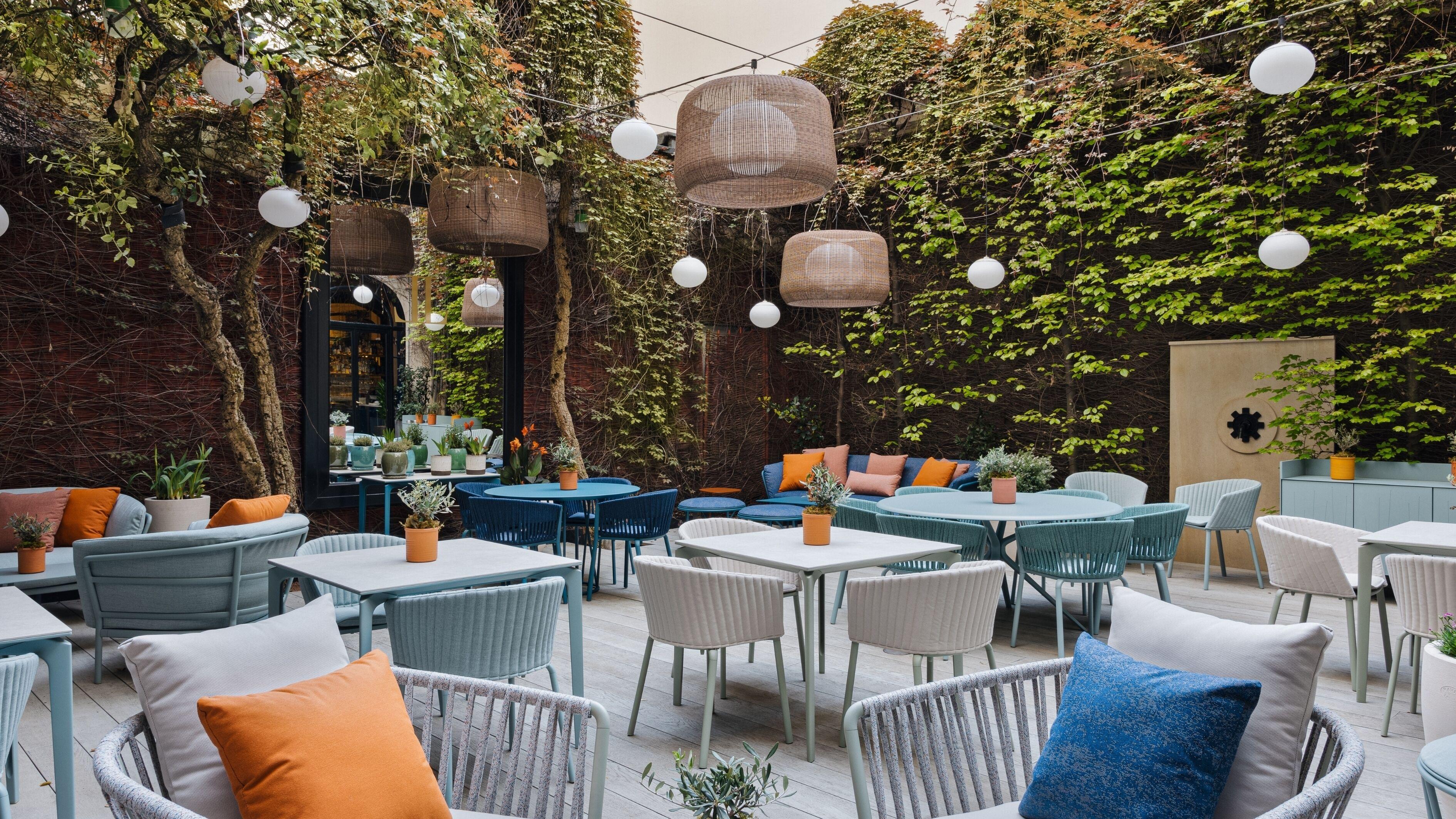 Lancaster Champs-elysées Hotel 5*