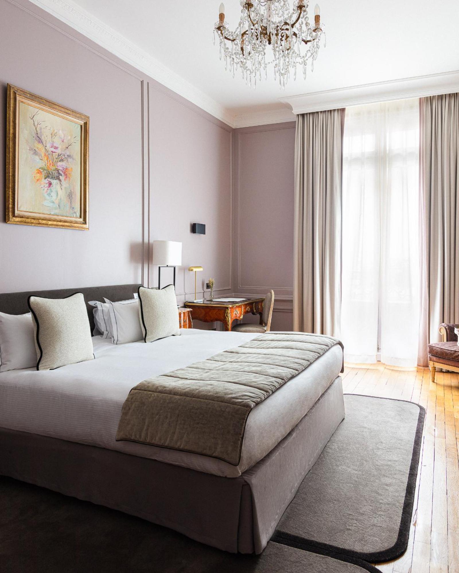 Lancaster Champs-elysees Paris